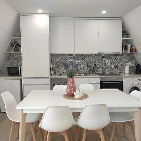 Ria House E Apartament