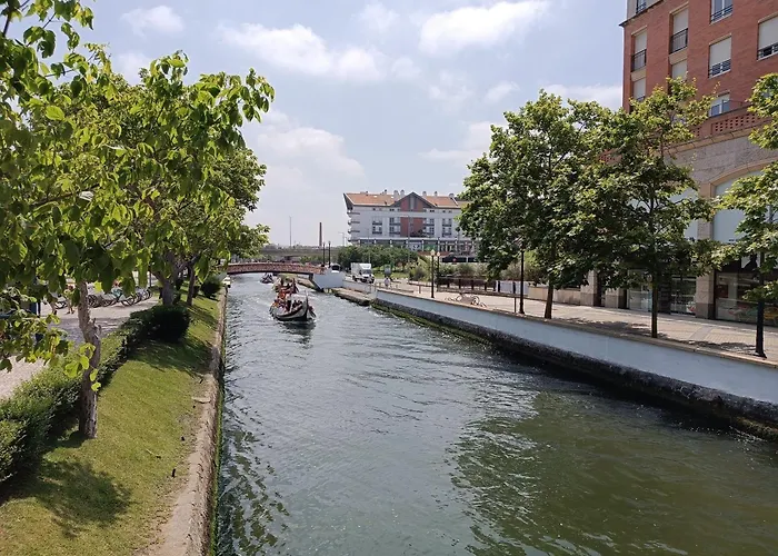 Ria House E * 阿威罗